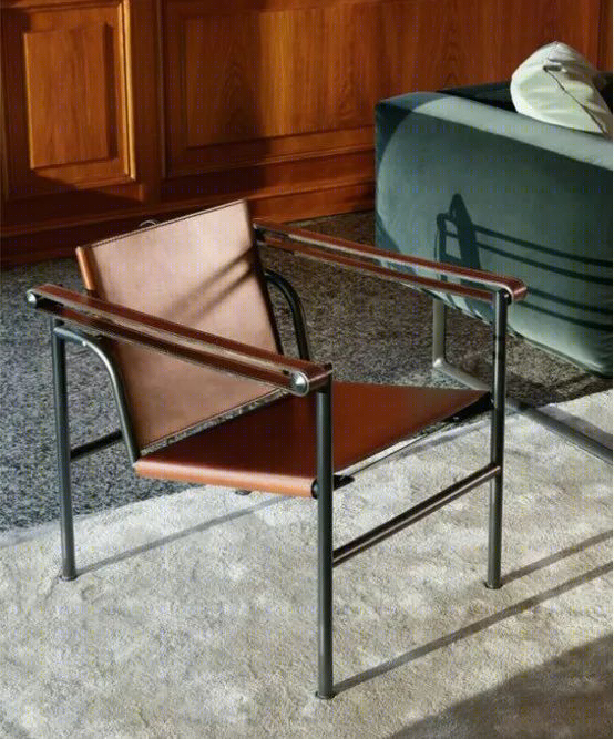 Cassina | 现代家具的经典传奇-68