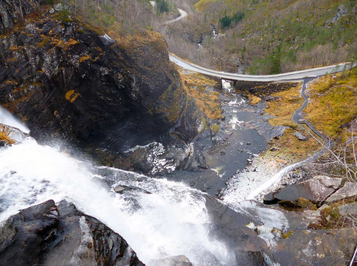 挪威Skjervsfossen峡谷石道-6