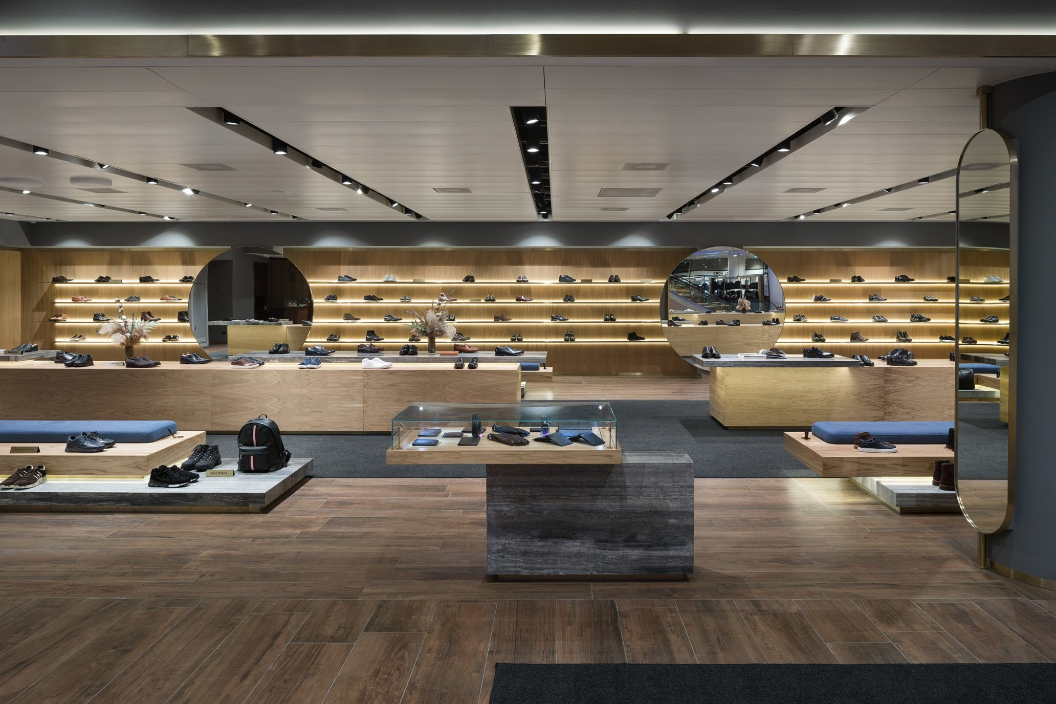 Men's Shoes Department Bezmirno Architects-0