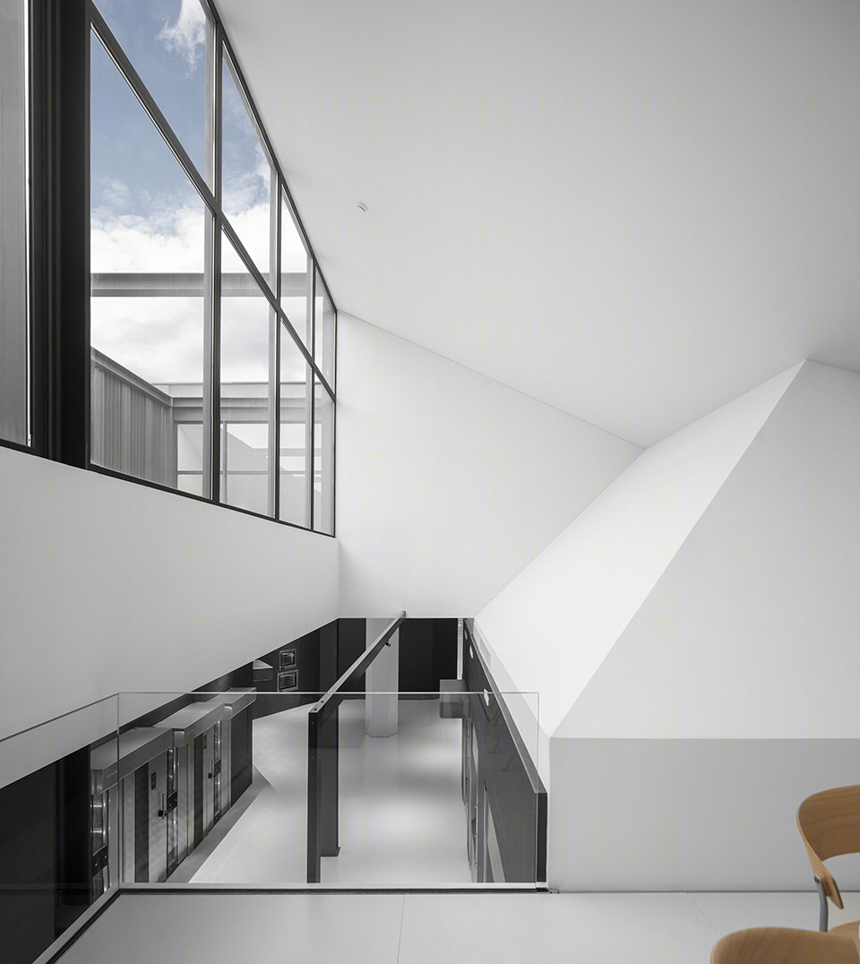Ramalhos 办公空间改造丨葡萄牙丨Ivo Tavares Studio-40