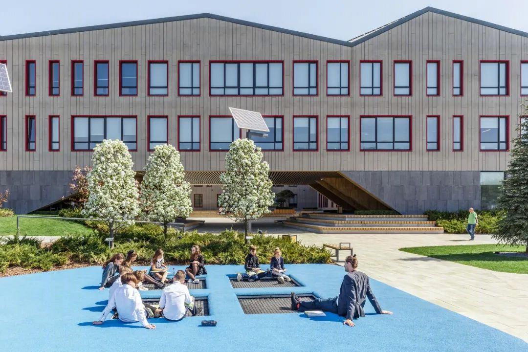 多彩基辅学校体育馆，寓教于乐的空间设计-31