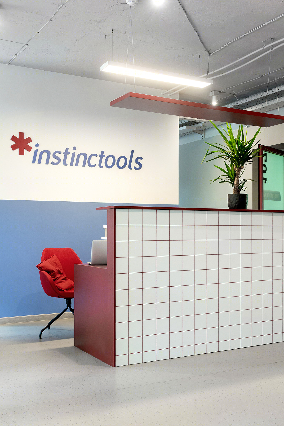 Офиса для IT компании Instinctools. Концепция "Школа"-4
