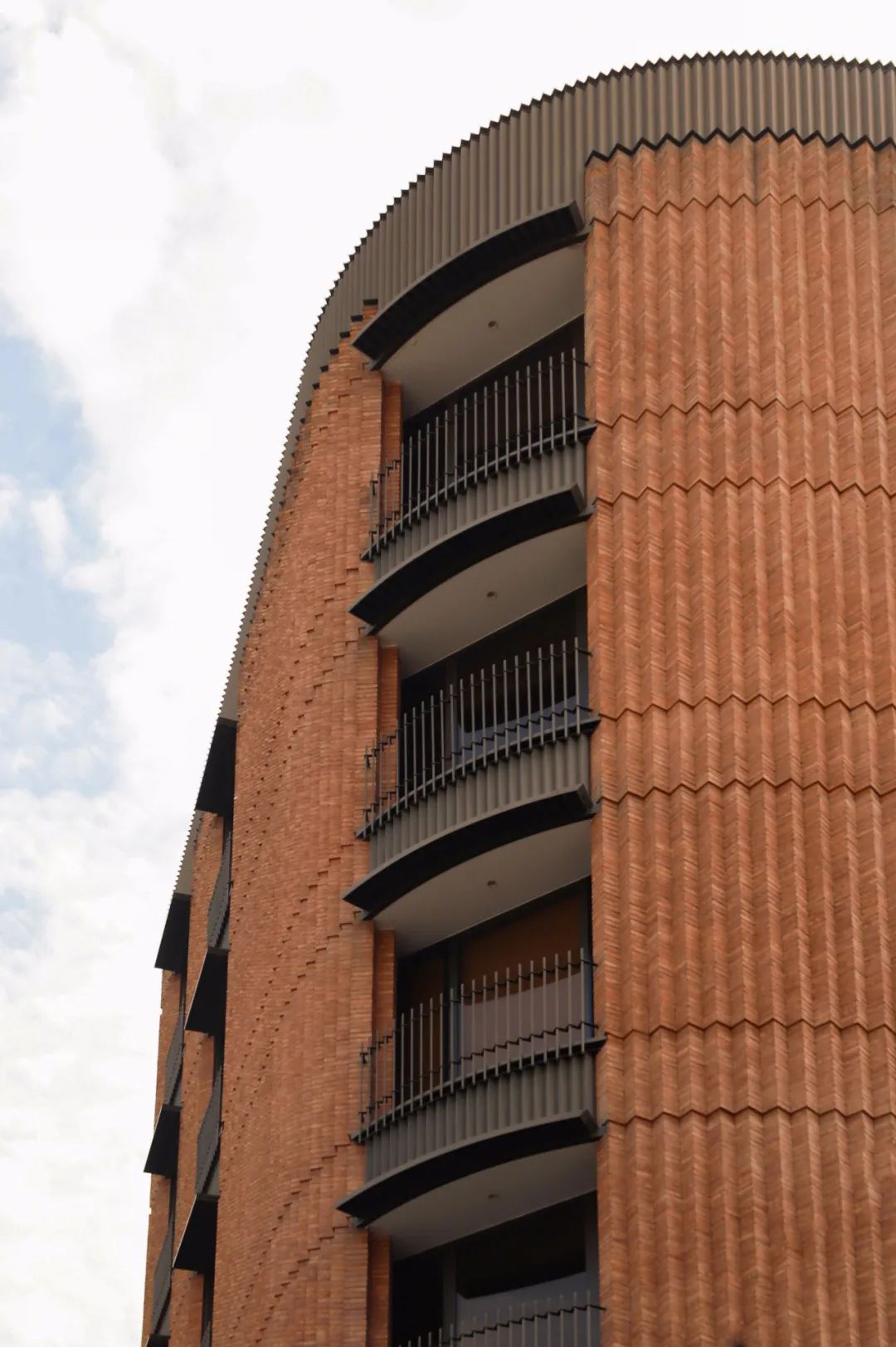 融合历史与现代的创新商业建筑丨伊朗德黑兰丨Zandigan Architects-24