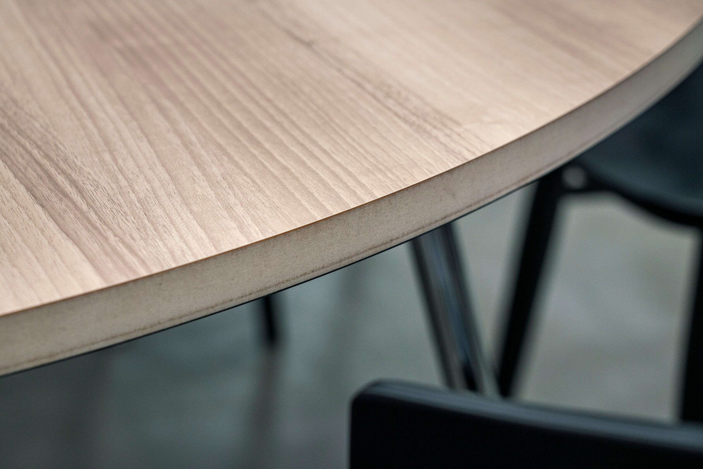 旧百货大楼翻新成灵活办公空间丨日本群马丨SAKUMAESHIMA-63