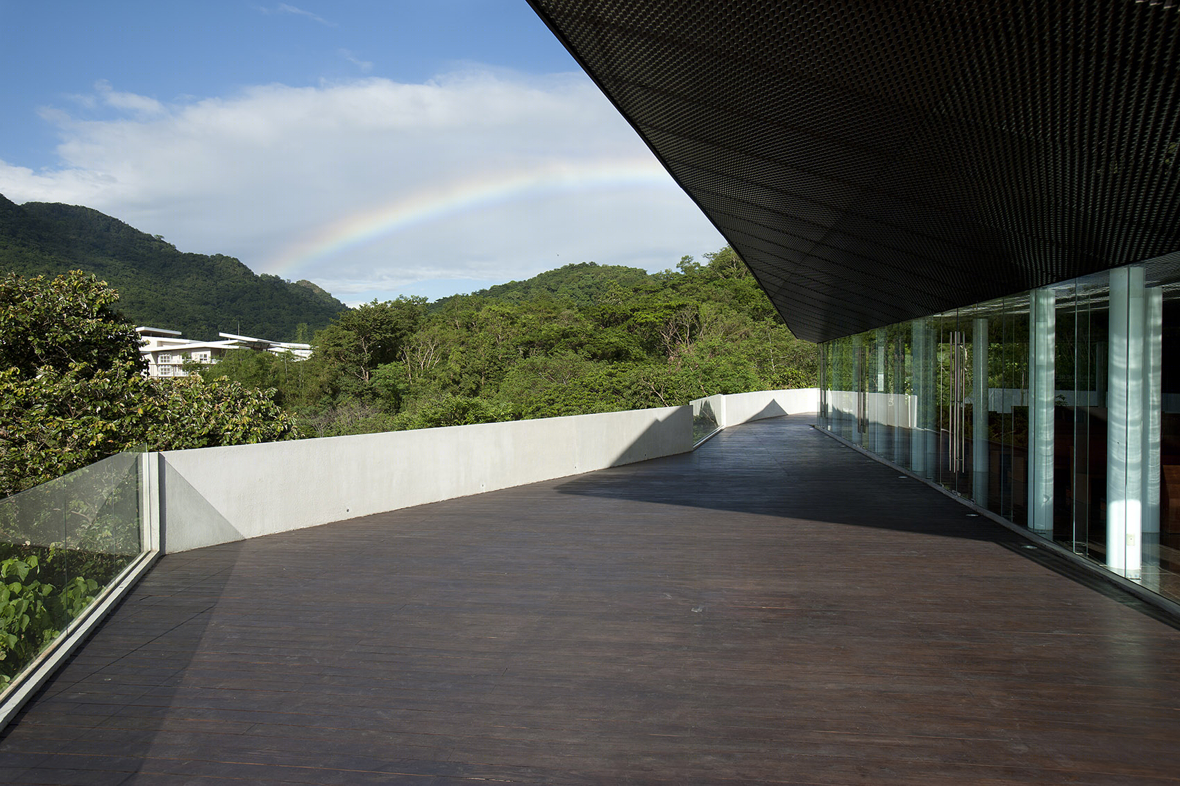 菲律宾哈米罗海岸景观亭（Hamilo Pavilion）-10