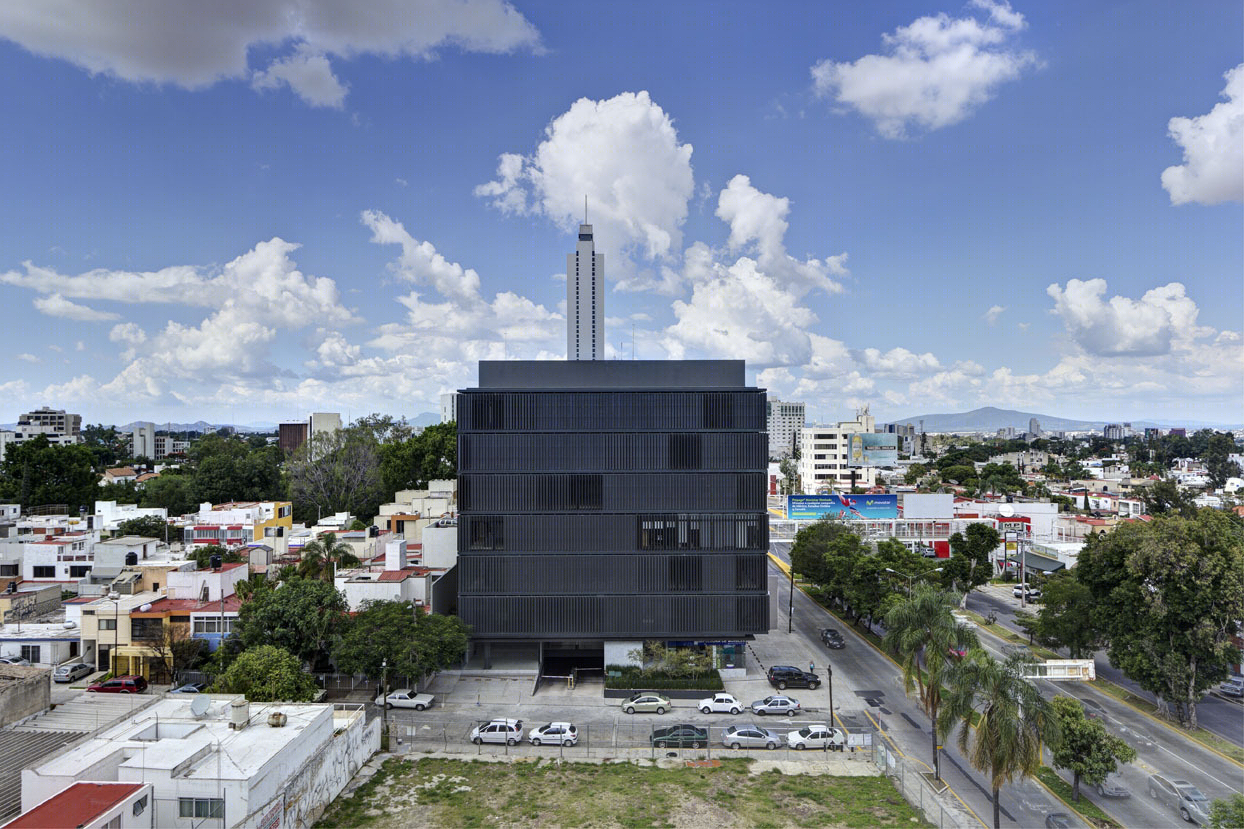 墨西哥 LoMa Chapalita 办公楼丨Elías Rizo Architects-18