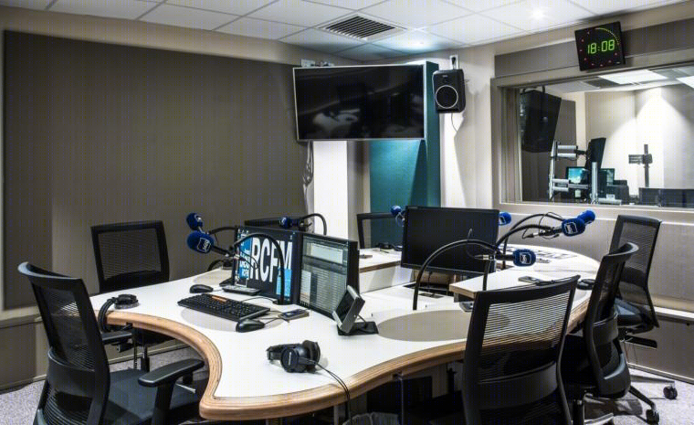 法国Radio Corse无线电台办公室丨atel’erarchitecture-30