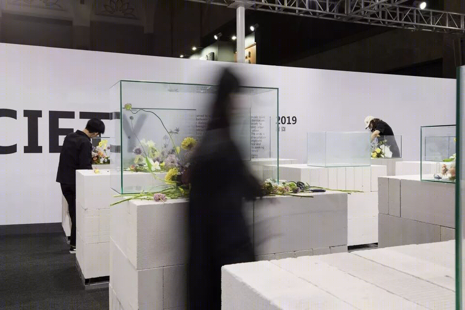 R SOCIETY展览空间设计-18