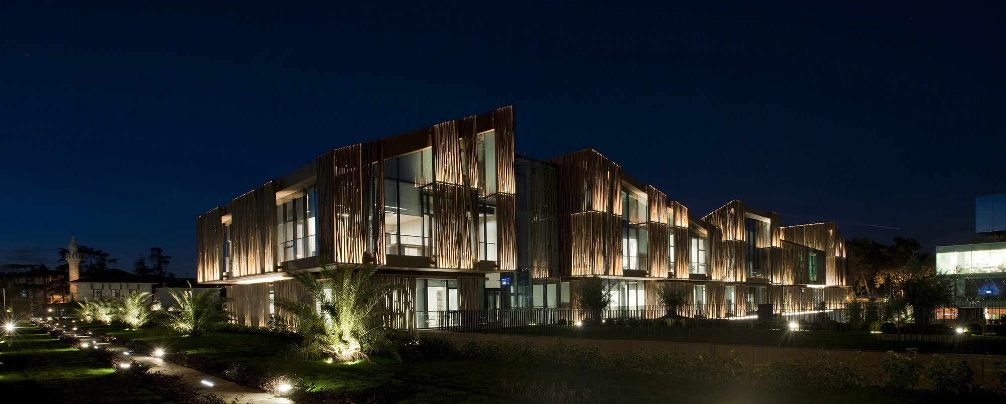 Tabanlıoğlu Architects丨别墅丨土耳其Selcuk Ecza总部-23
