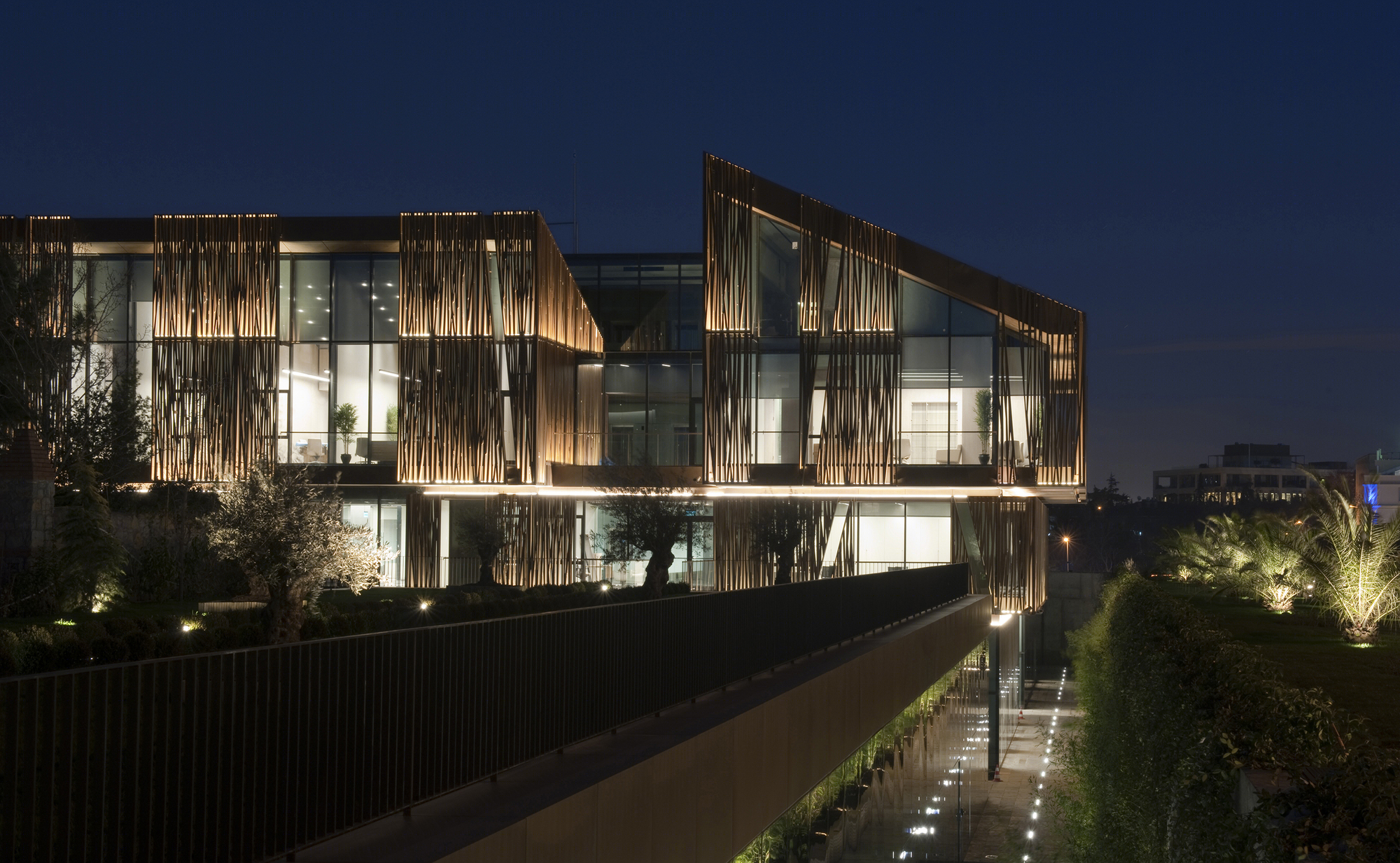 Tabanlıoğlu Architects丨别墅丨土耳其Selcuk Ecza总部-24