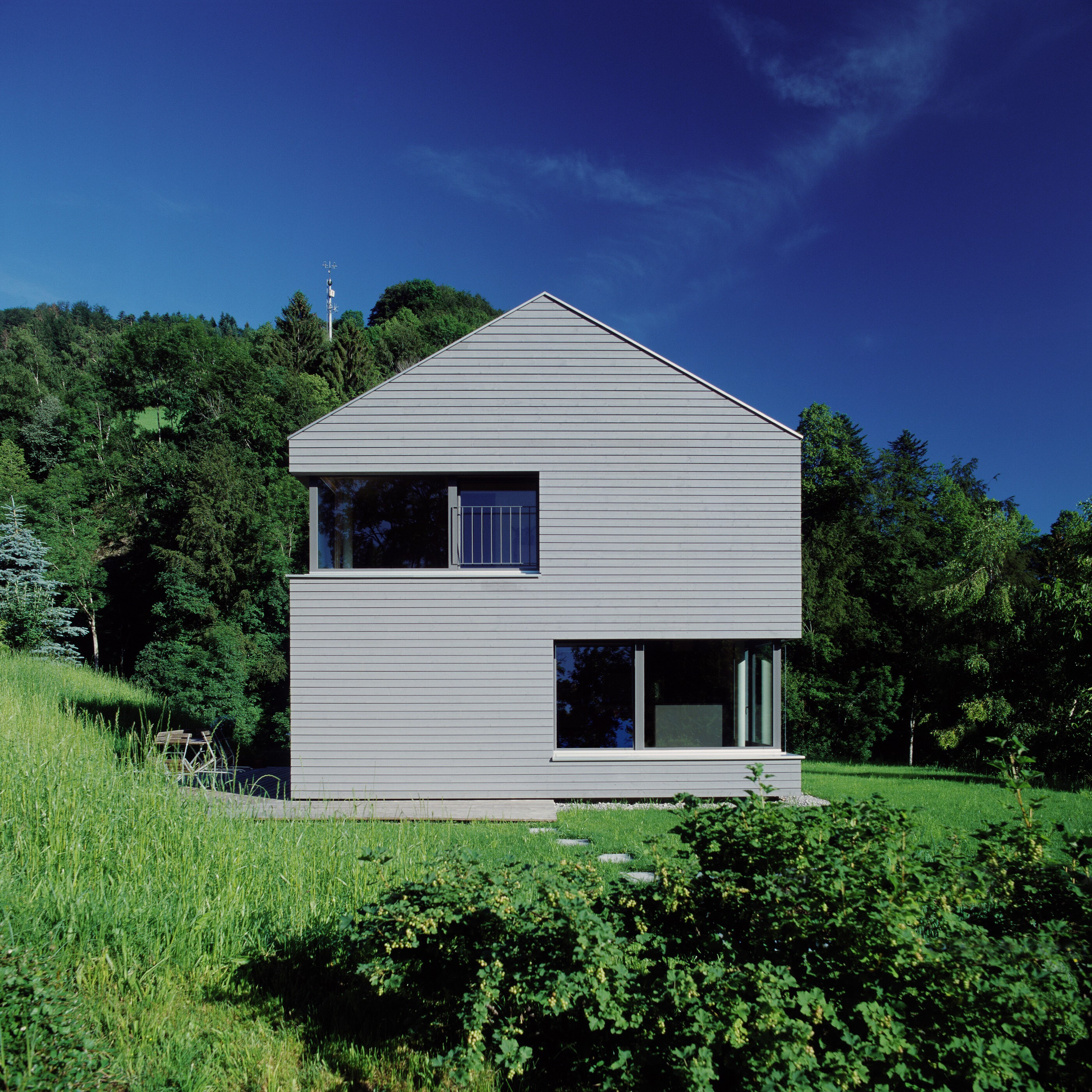 瑞士 Brunnadern 村经济适用住宅设计-12