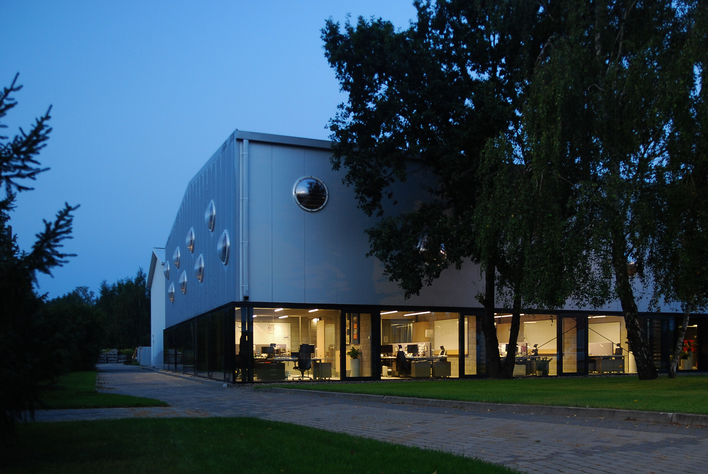 波兰华沙药企仓储建筑翻新丨BDR Architekci-33