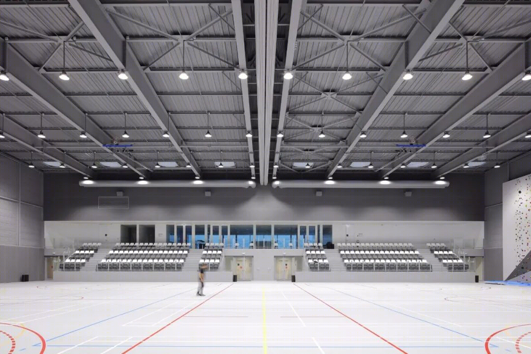 法国纯净现代体育馆丨Bohuon Bertic Architectes-24