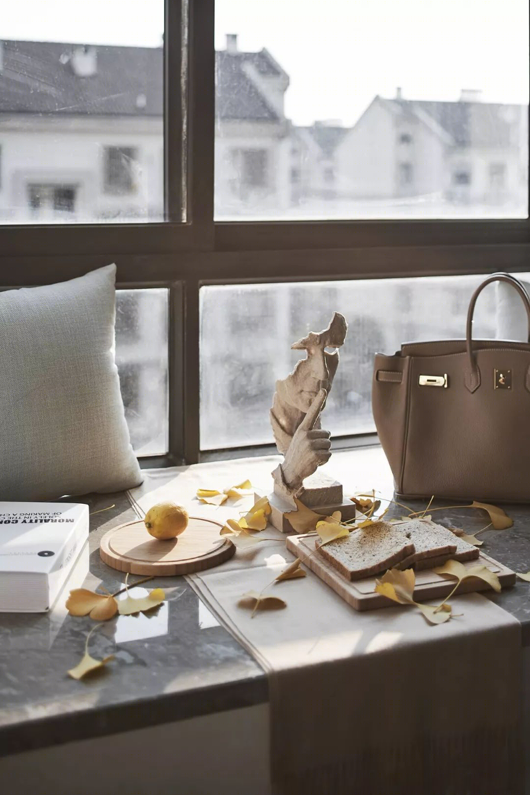 意式极简风私宅，灰调生活的高级质感！-27