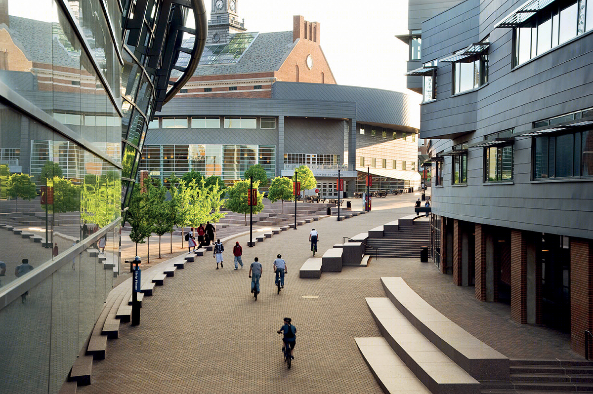 Anastasiya Gushchina丨大学丨University of Cincinnati Ohio, Main Street-4