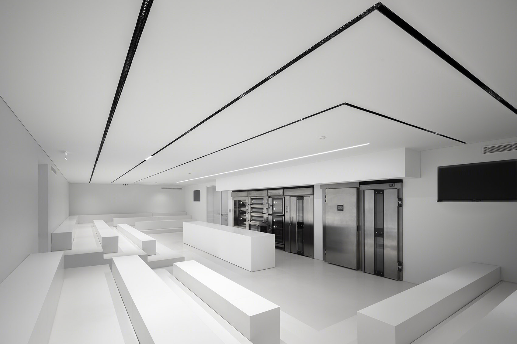 Ramalhos 办公空间改造丨葡萄牙丨Ivo Tavares Studio-48