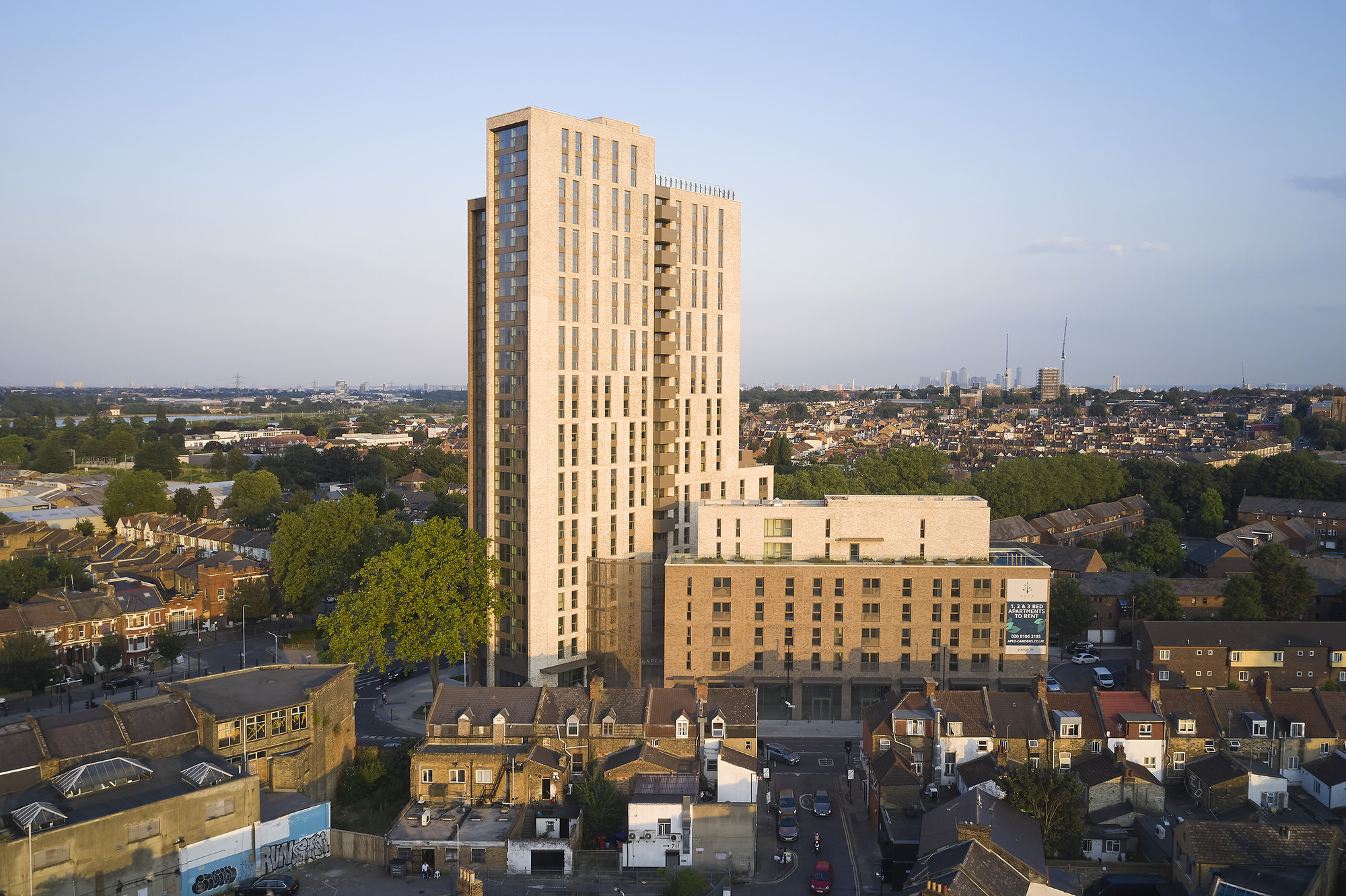 Tottenham 的七姐妹公寓建筑·Ape· House丨英国伦敦丨John McAslan + Partners-16