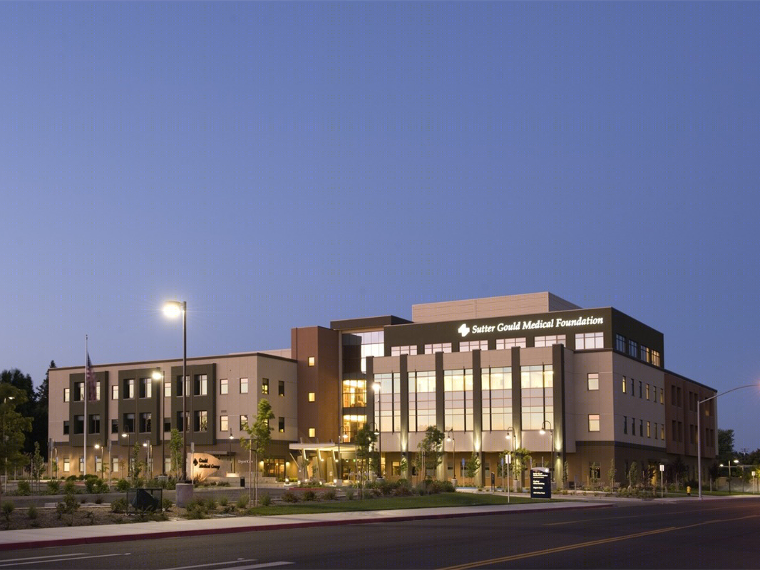 美国医疗基金会办公楼丨Boulder Associates Architects-6