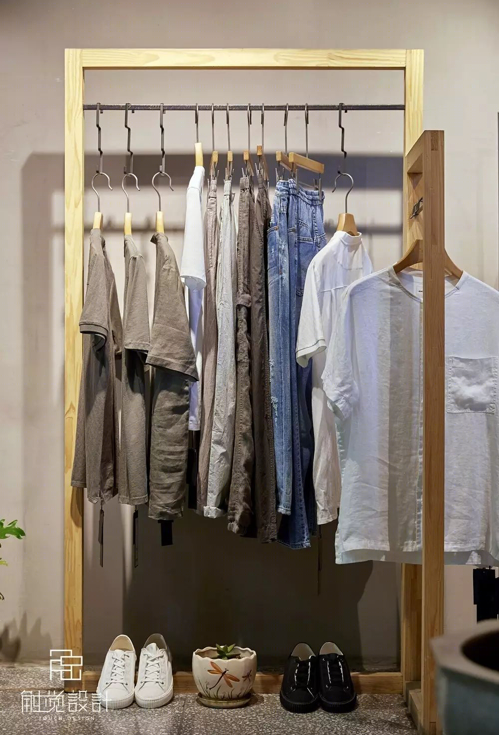 北京 NINE WAY 服装店 | 78㎡零售空间改造,诠释青春理想与反抗-26